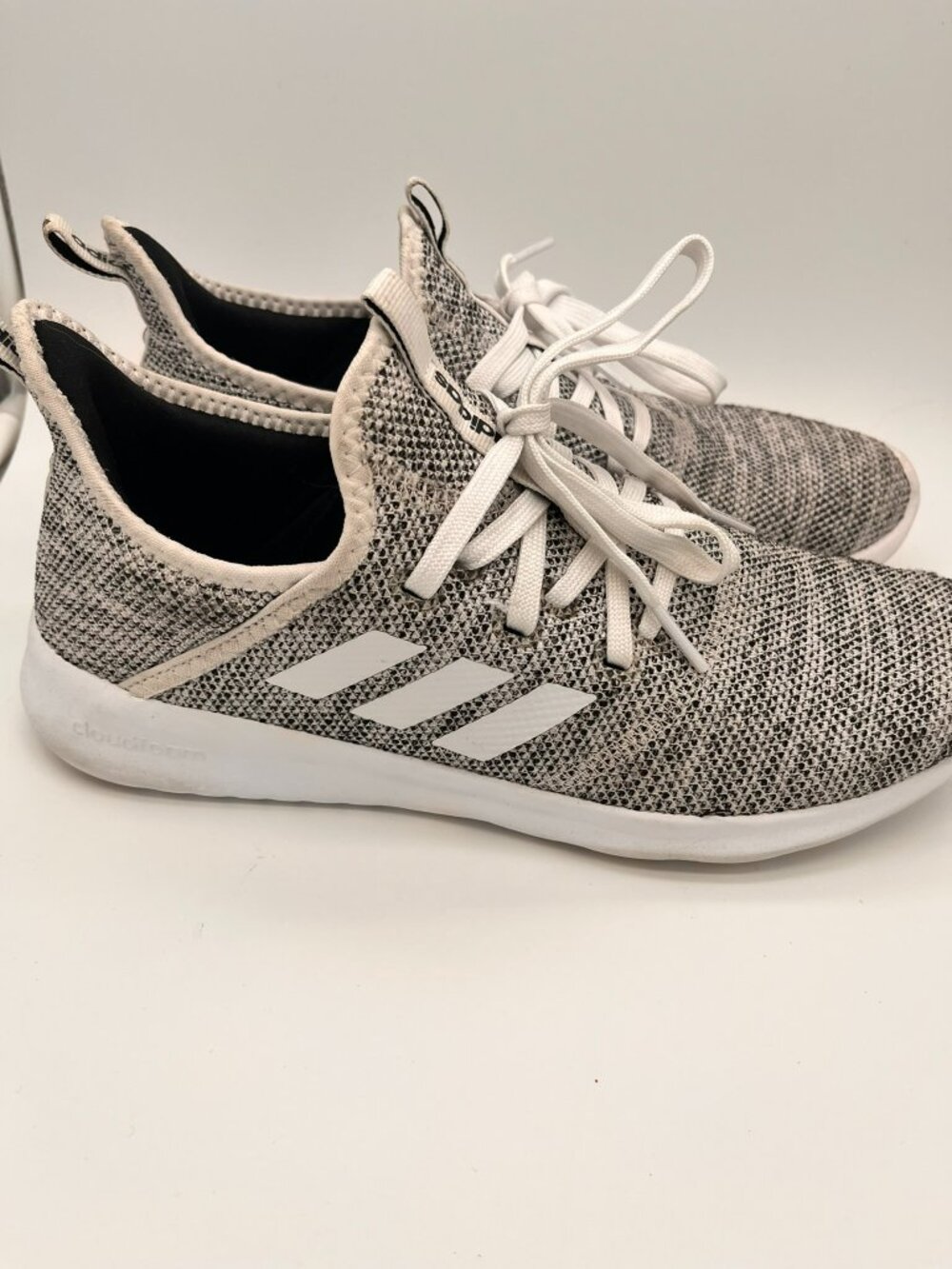 adidas Womens Cloudfoam Pure Grey White Running Shoes Slip On Sneakers Size 9